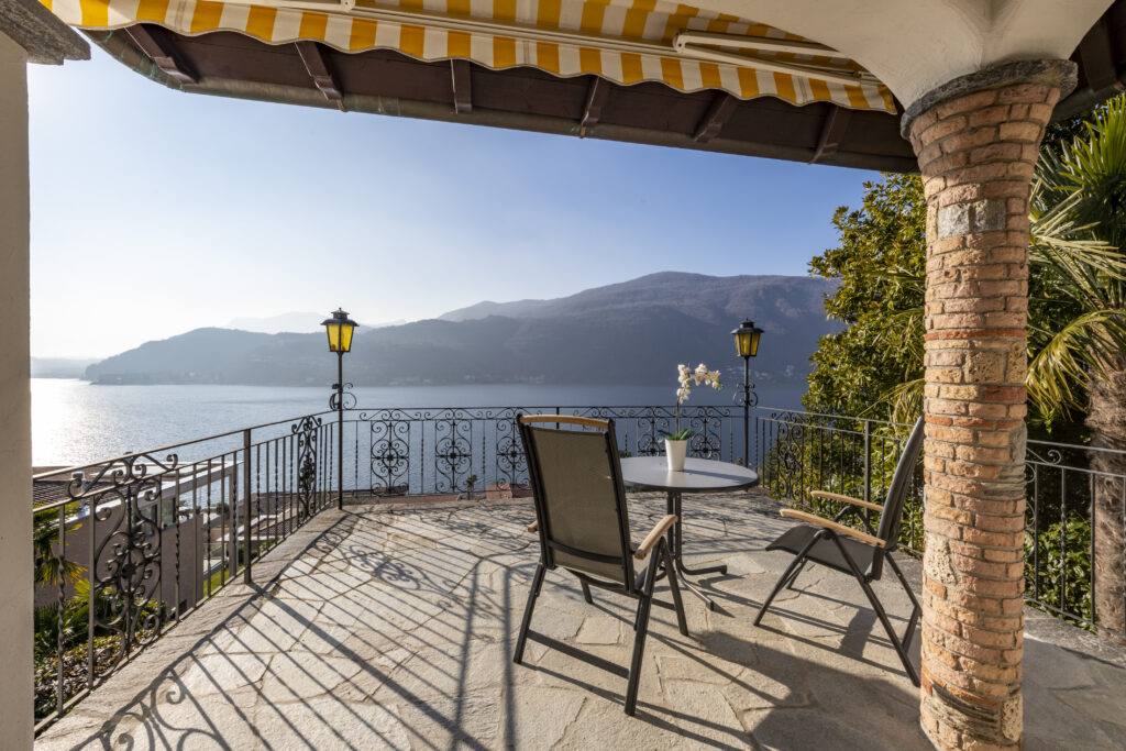 Engel & Völkers Lugano Wunderschönes Penthouse mit atemberaubendem Seeblick
